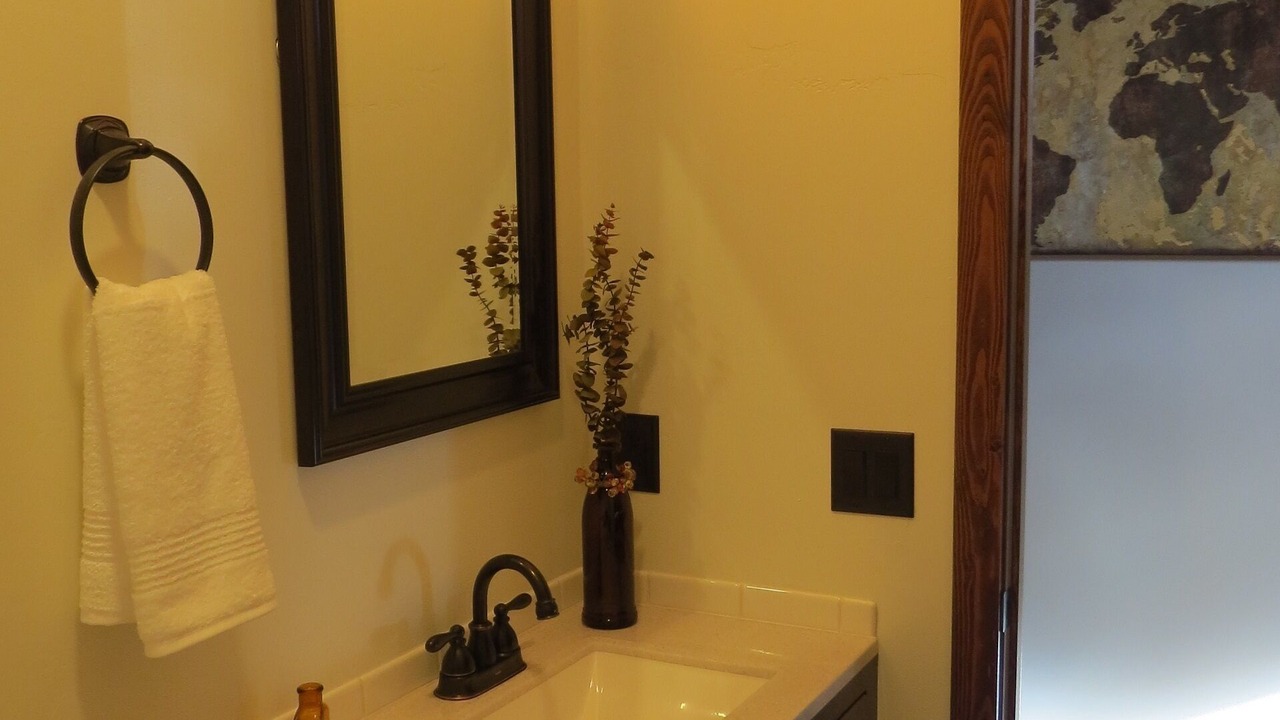Photo of Bathroom in Gardiner