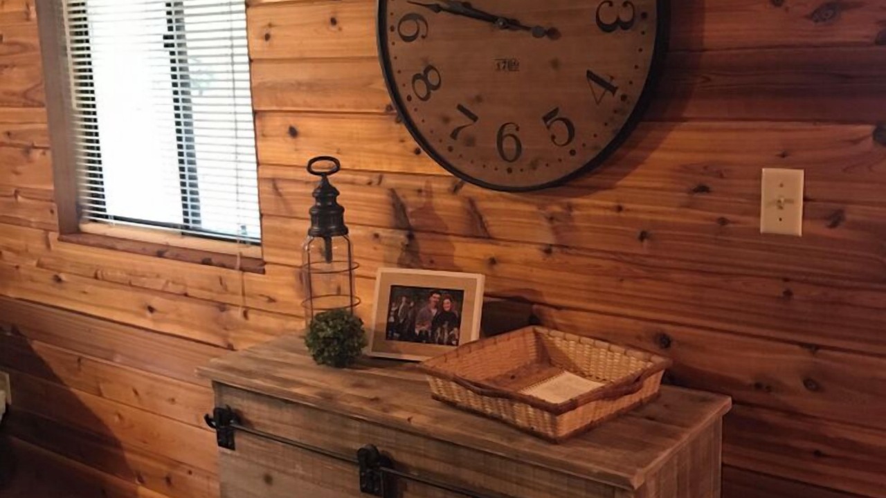 Photo of Bedroom in Featherville