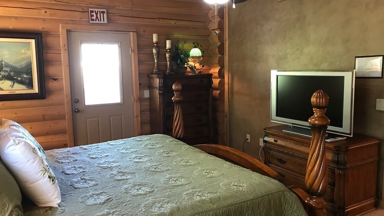 Photo of Bedroom in Toquerville