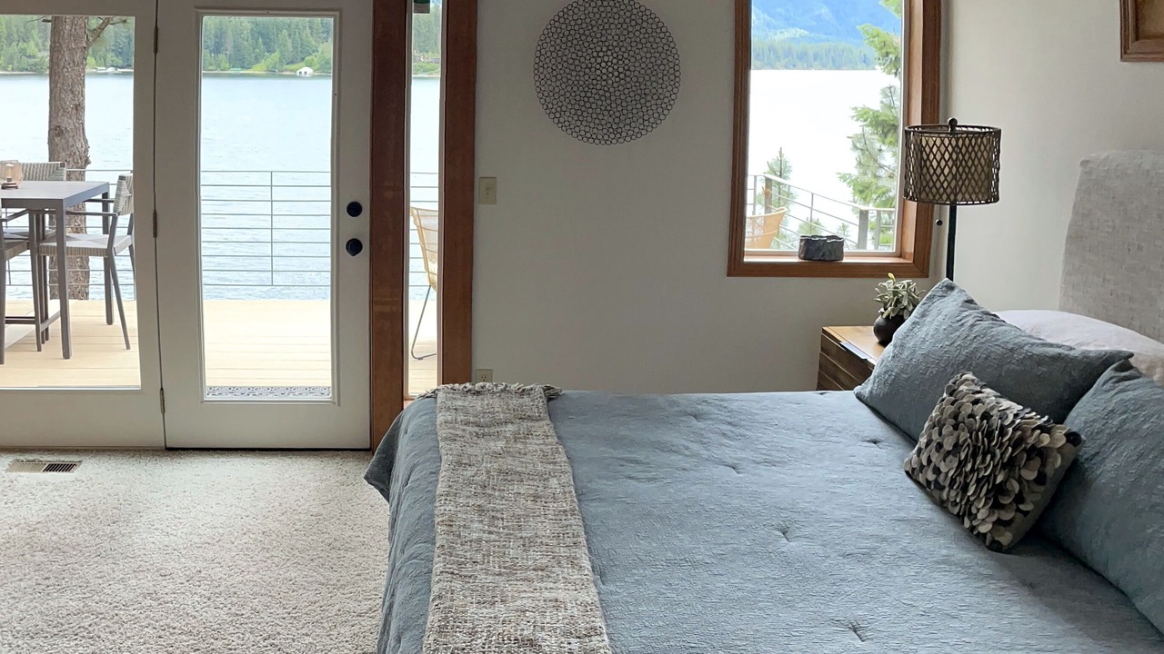 Photo of Bedroom in Hayden Lake