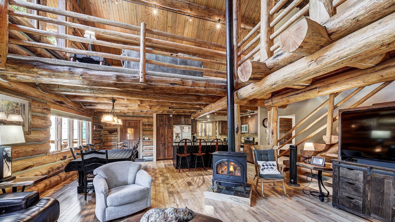 Photo of Livingroom in Blue River