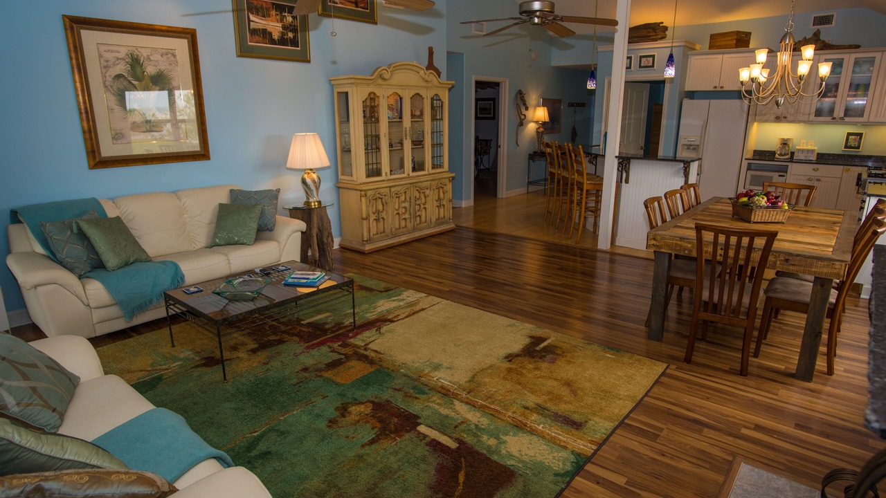 Photo of Livingroom in Ocean Springs