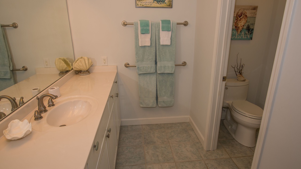 Photo of Bathroom in Ocean Springs