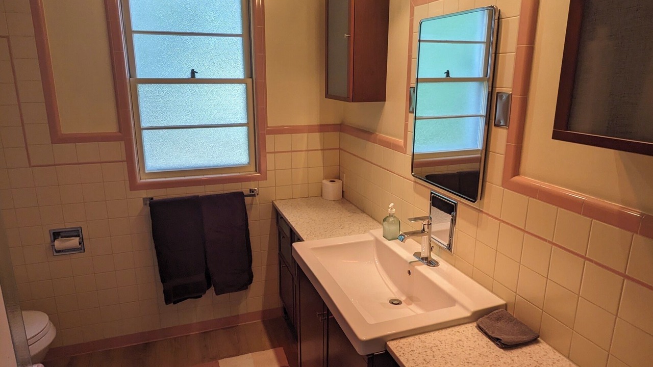Photo of Bathroom in East Central