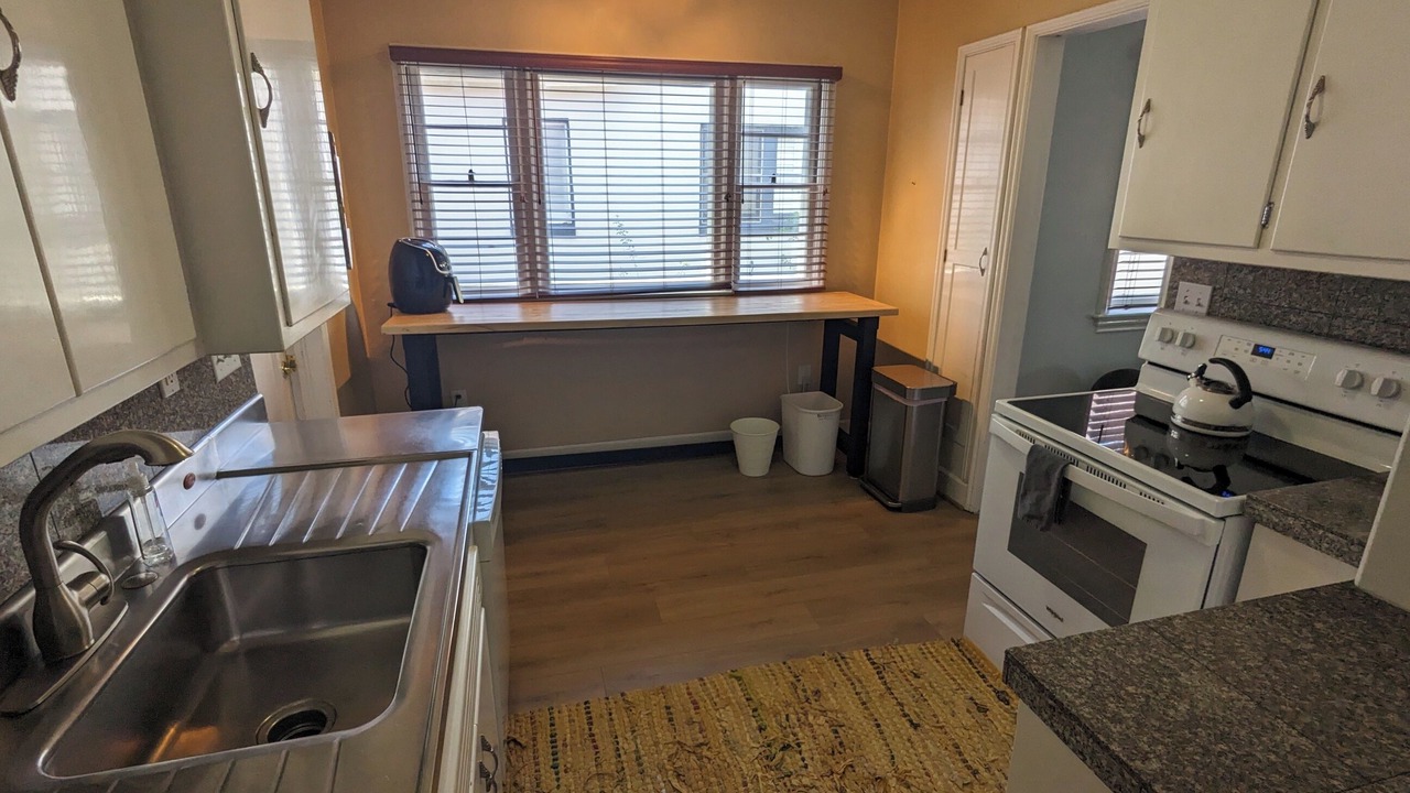 Photo of Kitchen in East Central