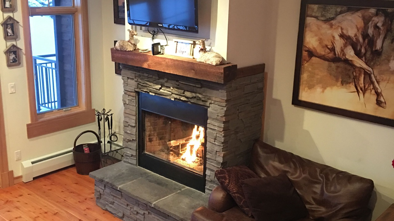 Photo of Livingroom in Big Sky Meadow Village