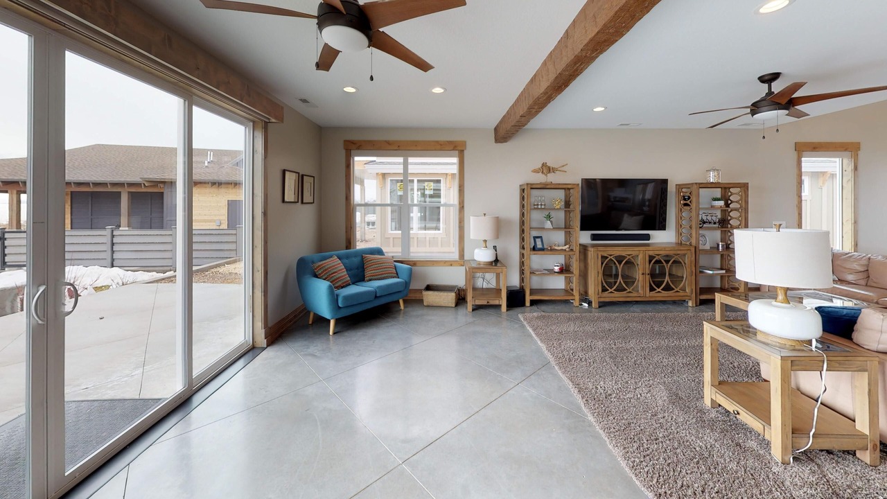 Photo of Livingroom in Garden City