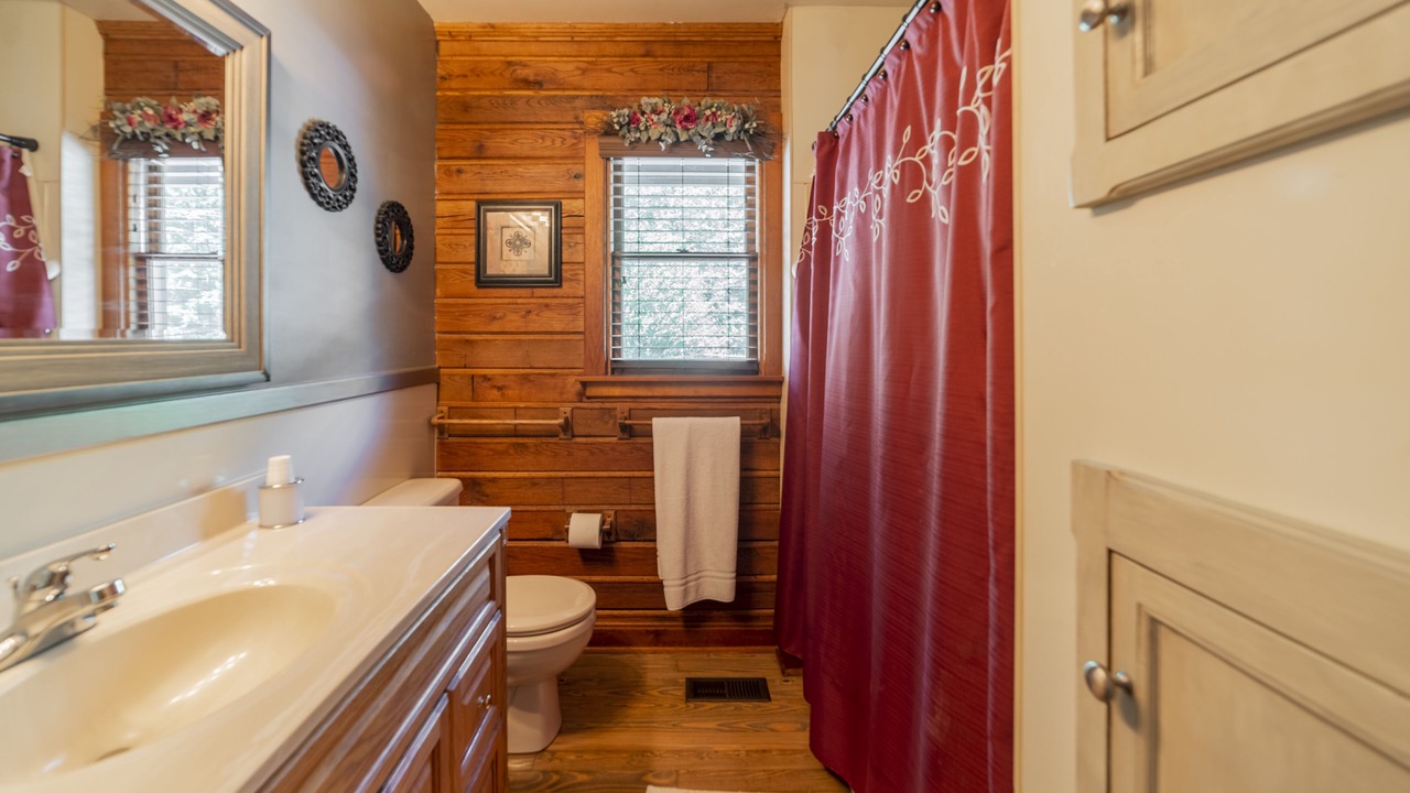 Photo of Bathroom in Rogers