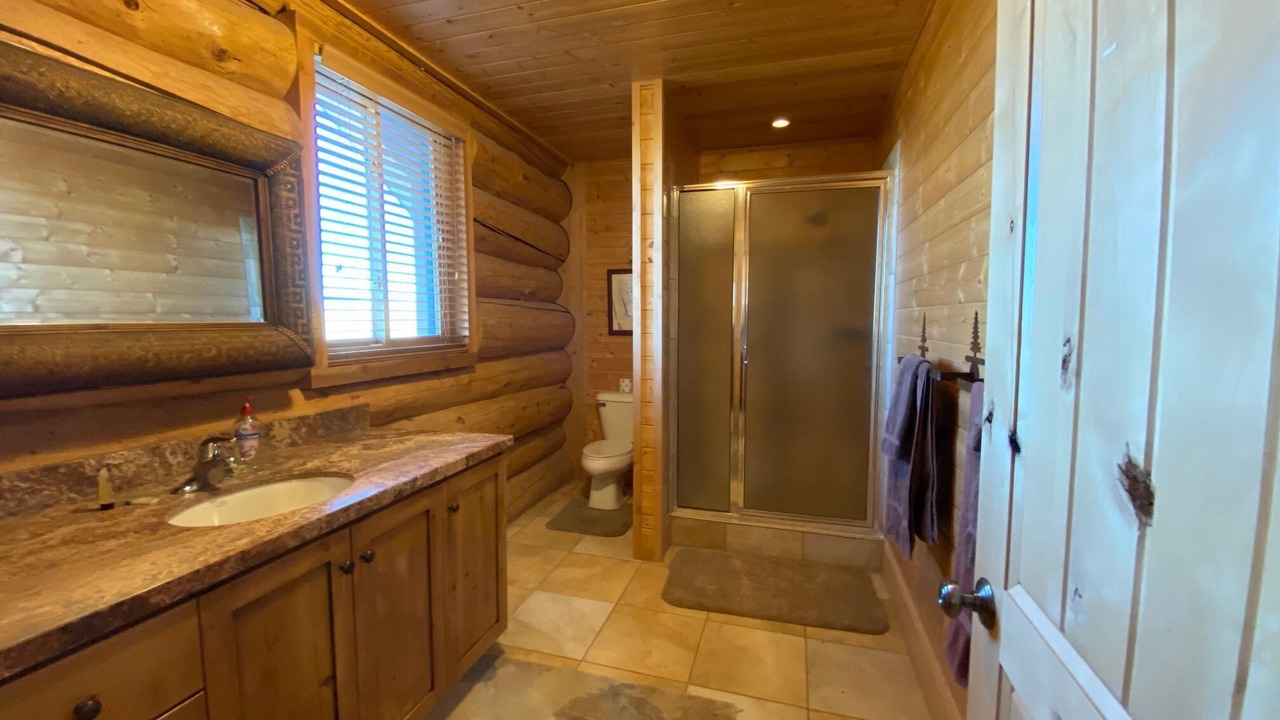 Photo of Bathroom in Duchesne County