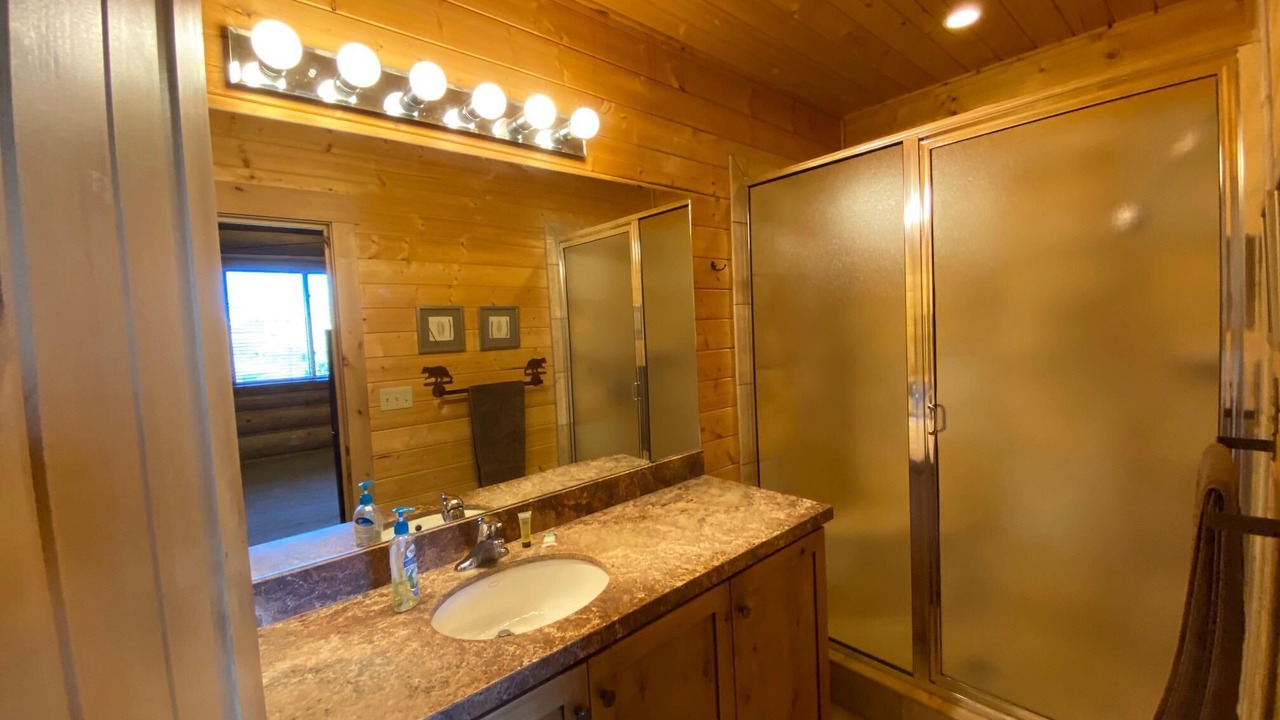 Photo of Bathroom in Duchesne County