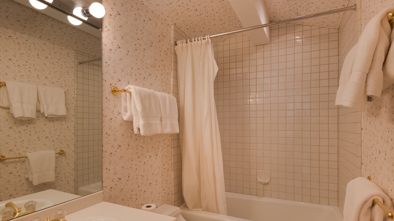 Photo of Bathroom in Warm Springs