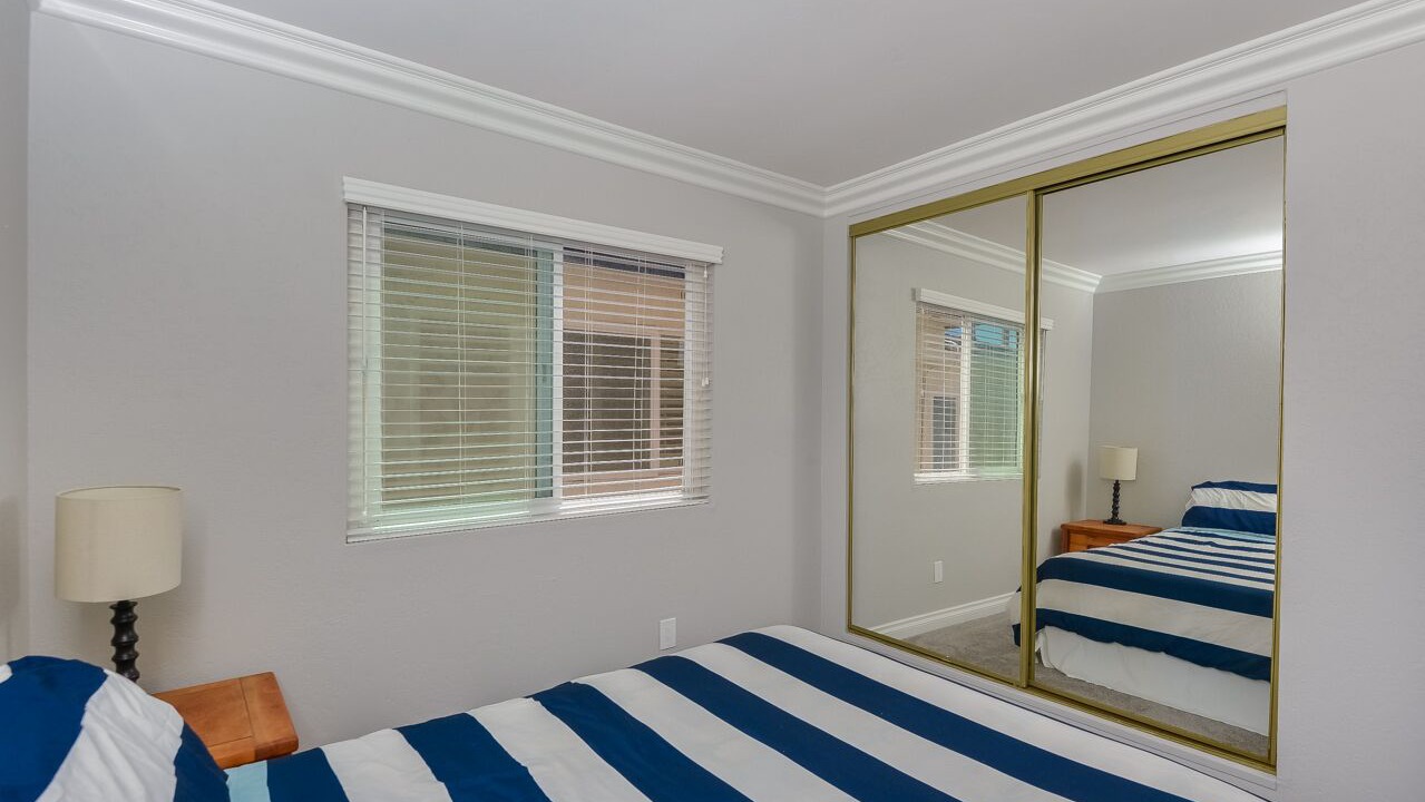 Photo of Bedroom in South Mission Beach