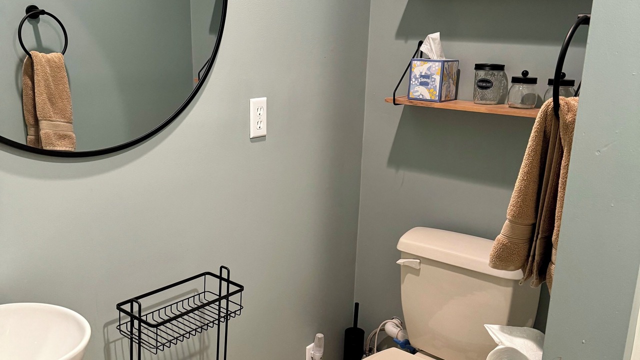 Photo of Bathroom in Emigrant