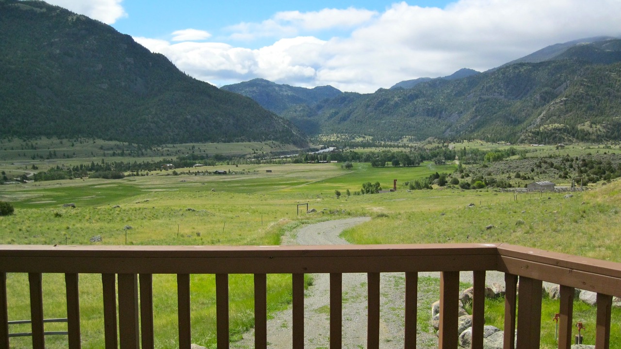 Photo of Outdoor in Emigrant