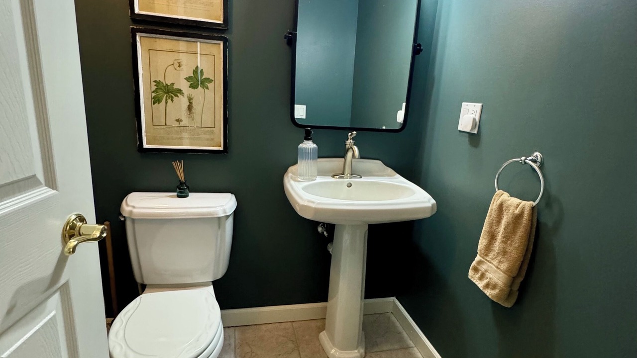 Photo of Bathroom in Emigrant