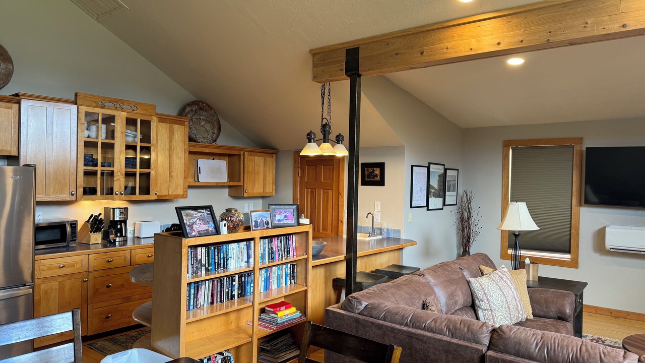 Photo of Livingroom in Emigrant