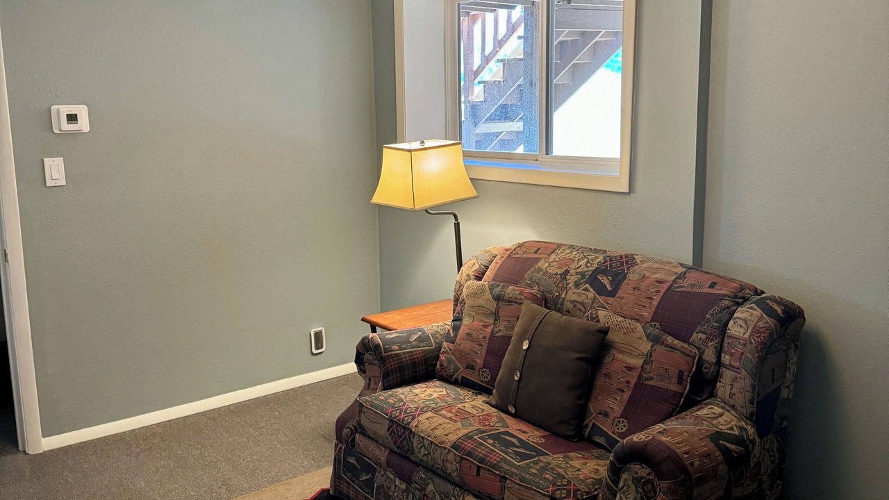 Photo of Livingroom in Emigrant
