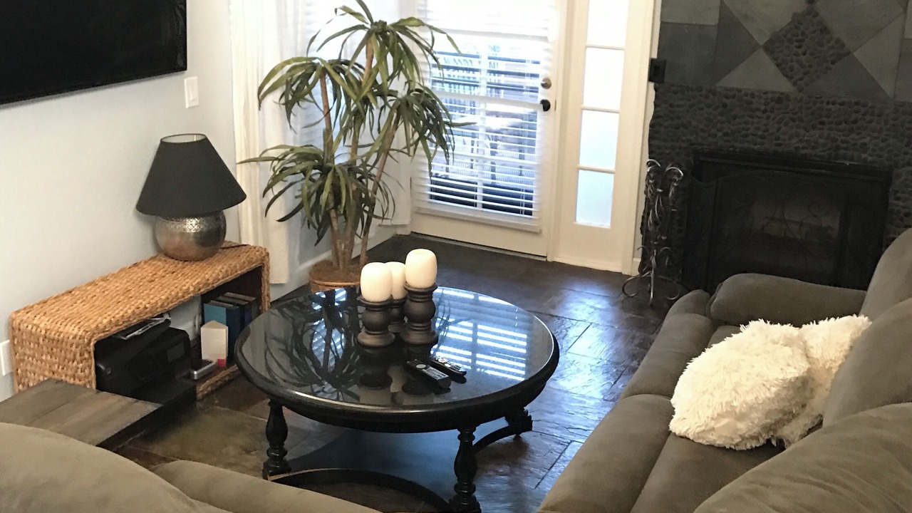 Photo of Livingroom in Quail Hill