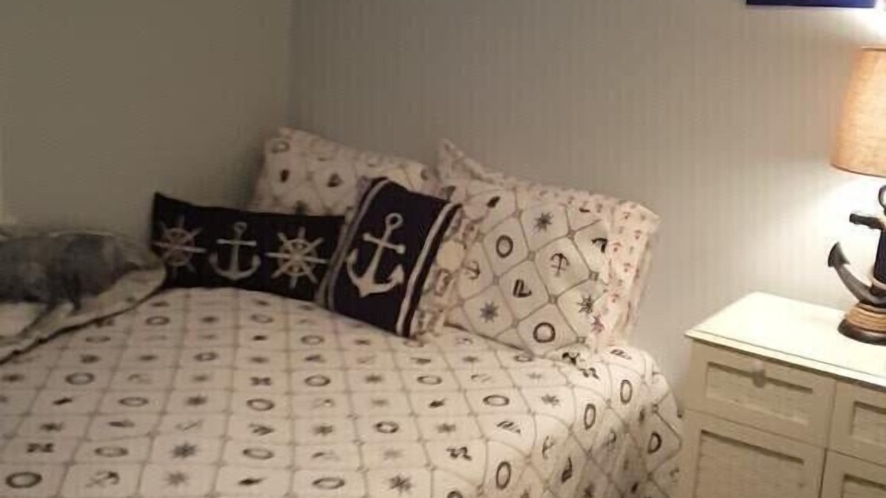 Photo of Bedroom in Long Beach