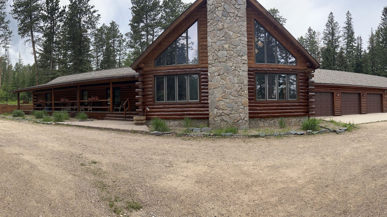 Photo of Outdoor in Lead