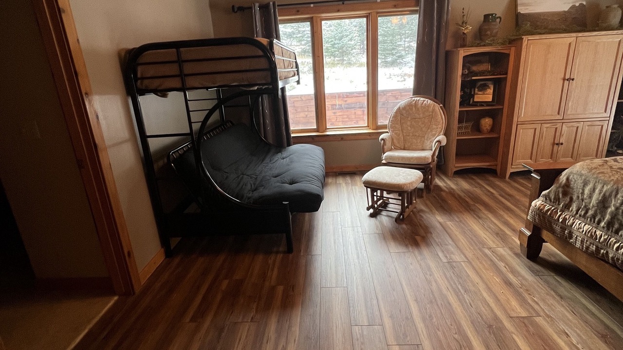 Photo of Bedroom in Lead
