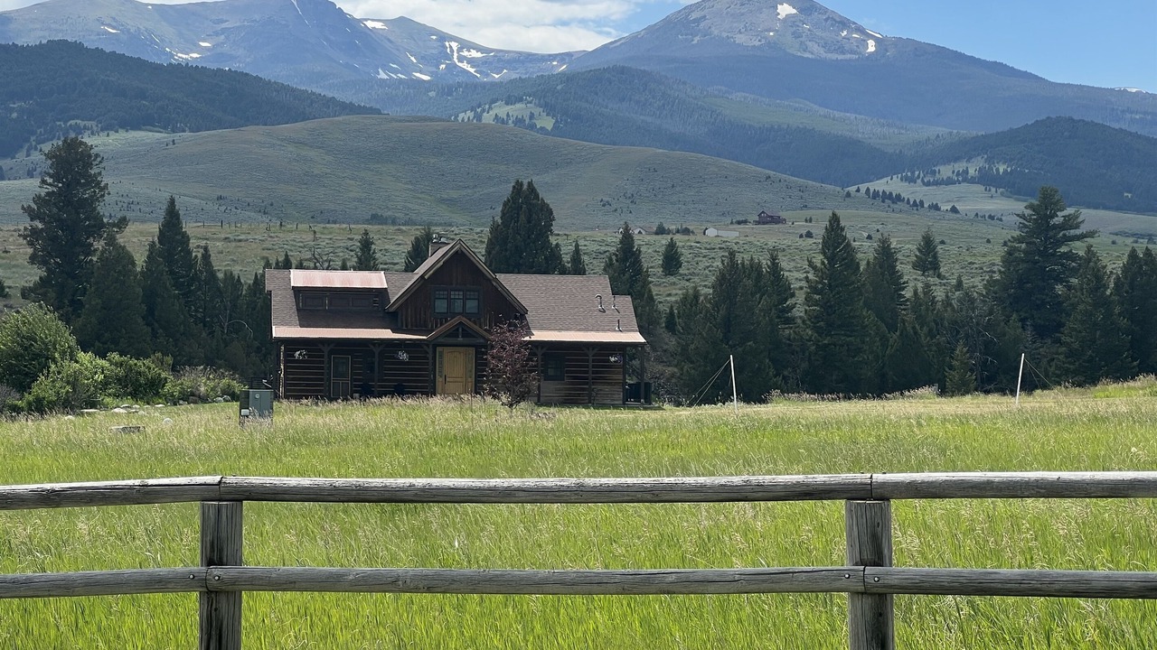 Photo of Outdoor in North Meadow Creek
