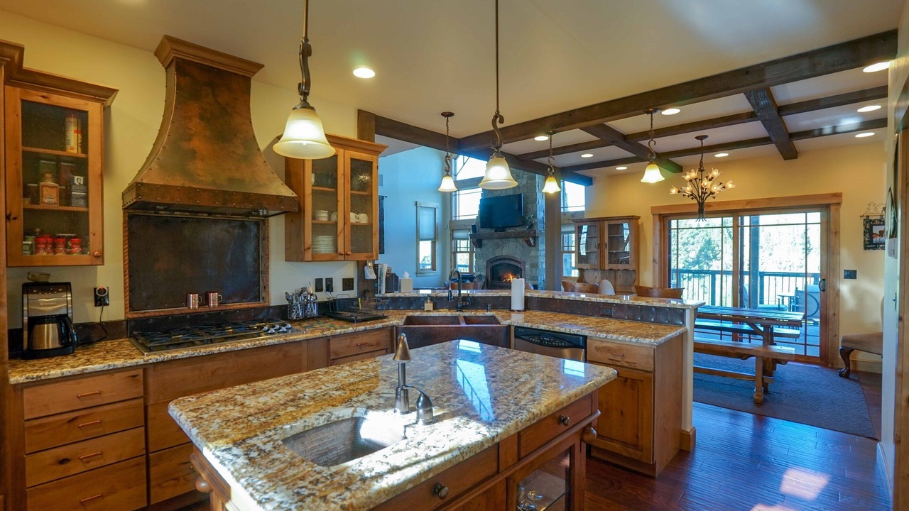 Photo of Kitchen in North Meadow Creek