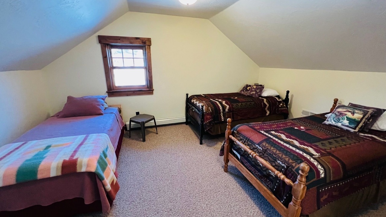 Photo of Bedroom in North Meadow Creek