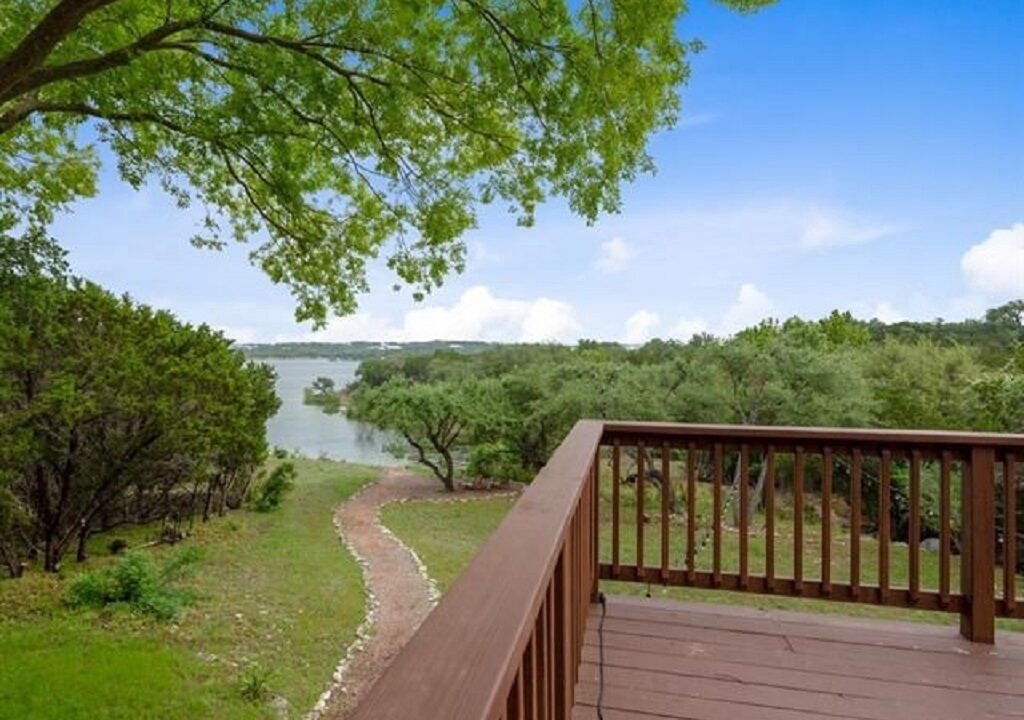 Photo of Patio Balcony in Point Venture