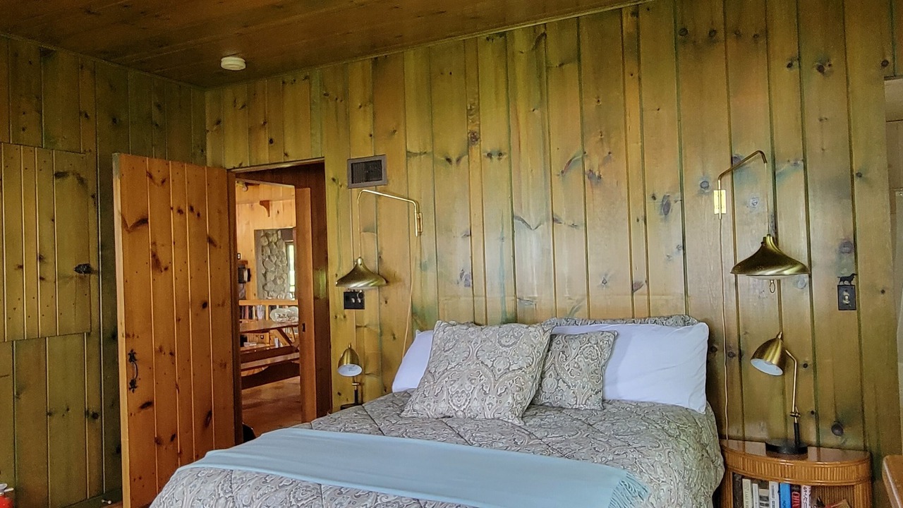 Photo of Bedroom in Frazee