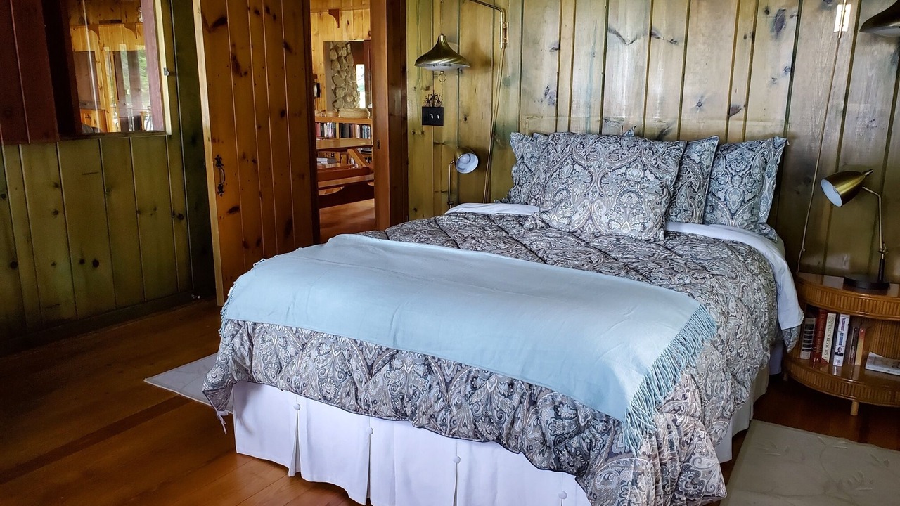 Photo of Bedroom in Frazee