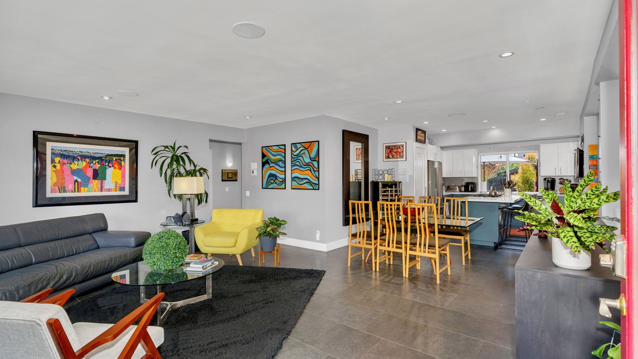Photo of Livingroom in Sunset Cliffs
