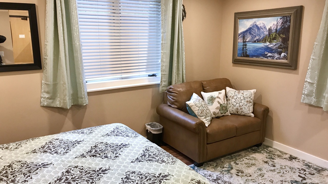 Photo of Bedroom in Jackson