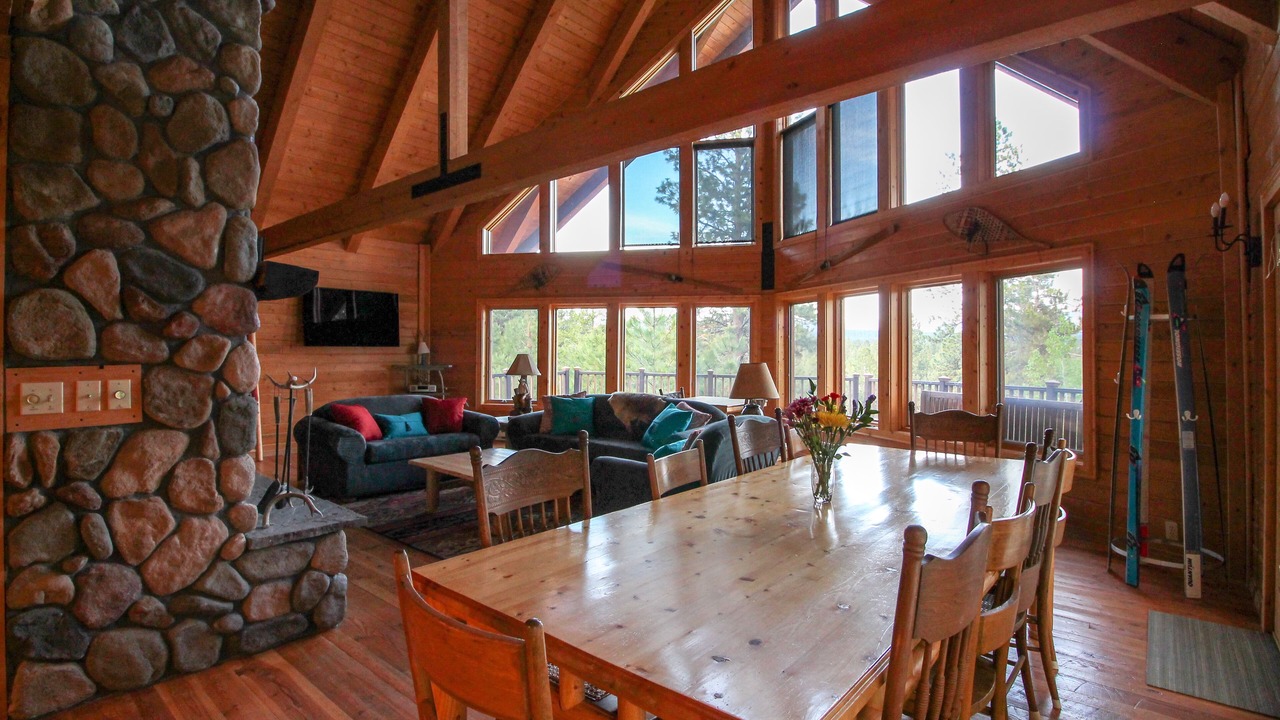 Photo of Livingroom in Rivers Crossing