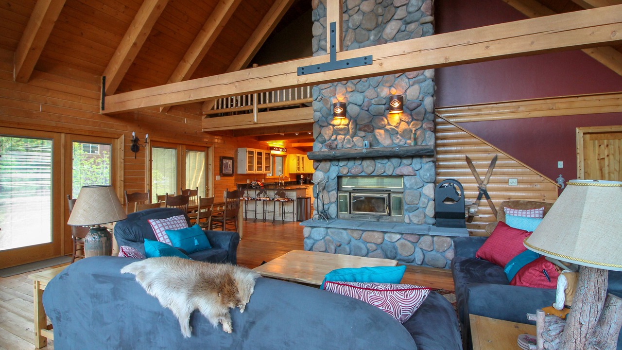 Photo of Livingroom in Rivers Crossing