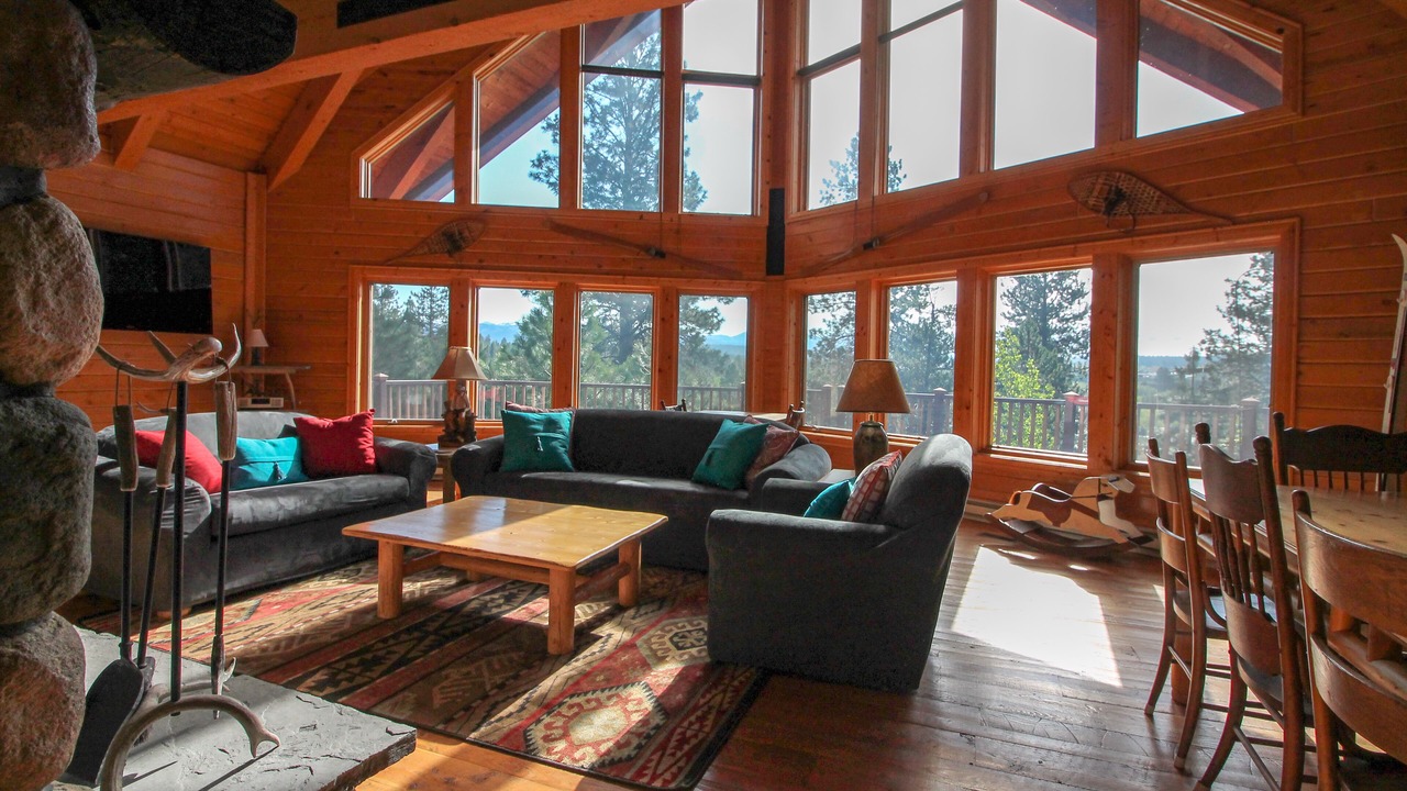 Photo of Livingroom in Rivers Crossing