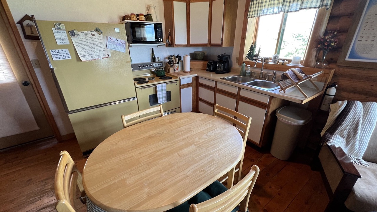 Photo of Kitchen in Shining Mountains