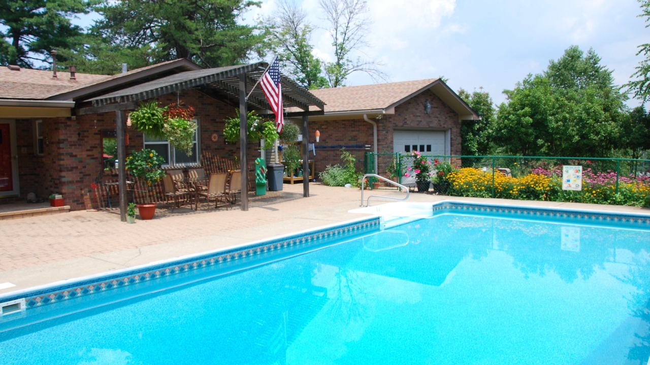 Photo of Outdoor in Cloverleaf