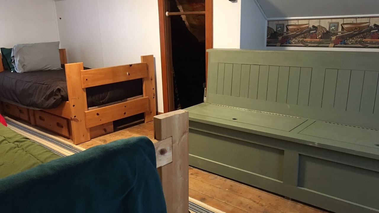 Photo of Bedroom in Mott