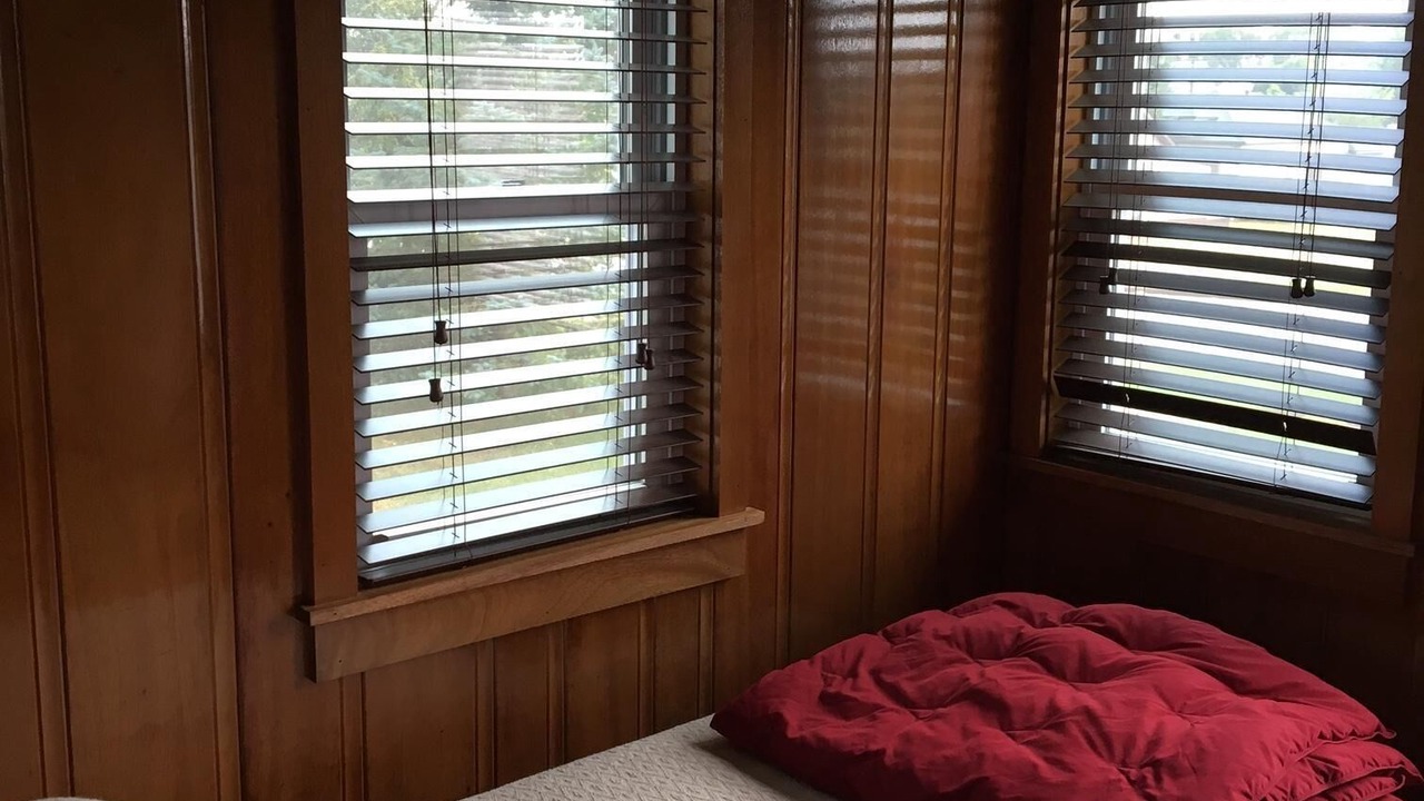 Photo of Bedroom in Mott