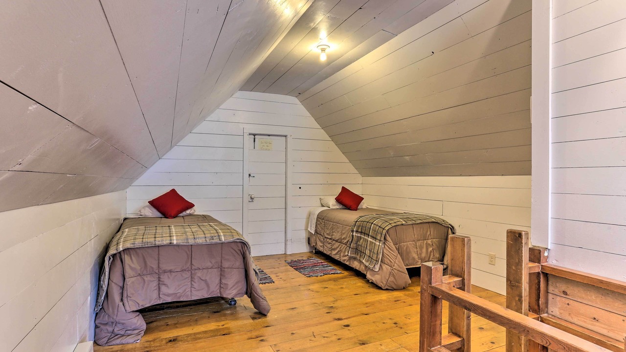 Photo of Bedroom in Medora