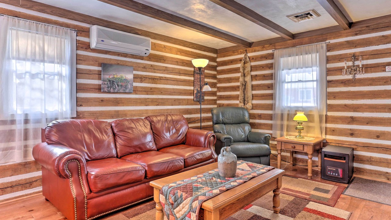 Photo of Livingroom in Medora