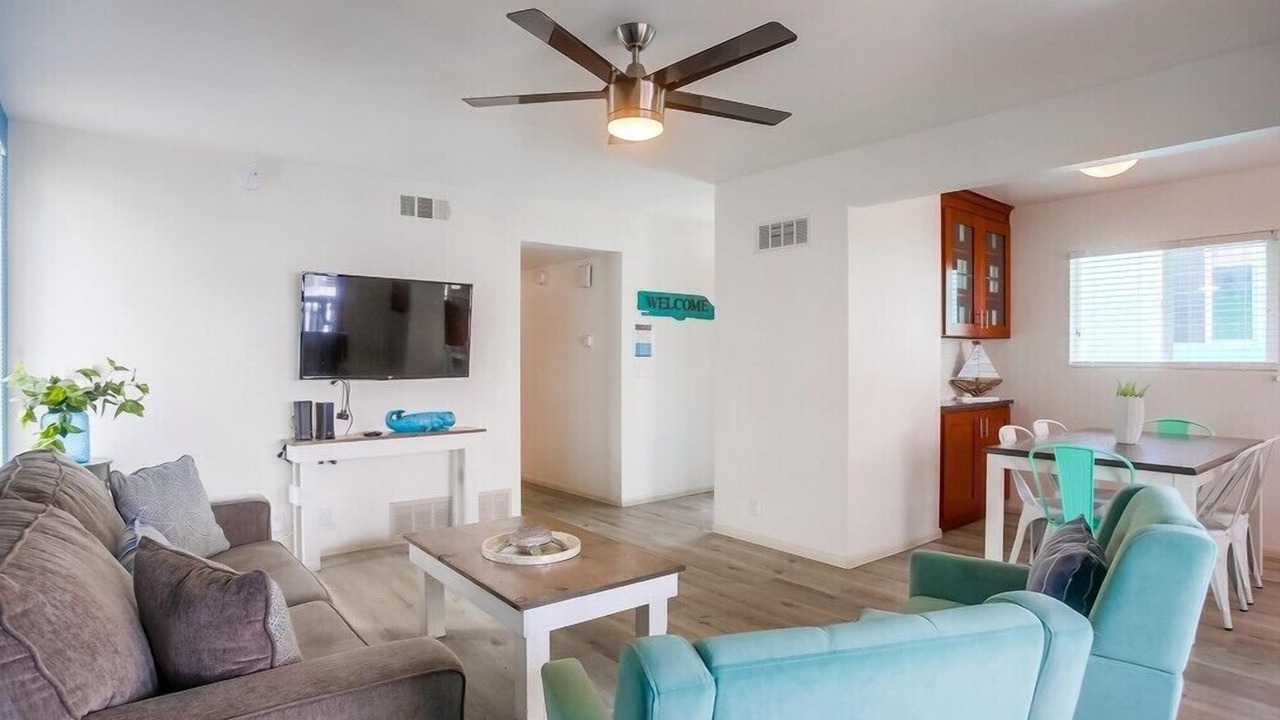 Photo of Livingroom in Central Mission Beach