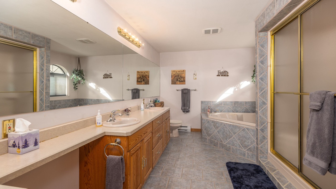 Photo of Bedroom in Helena