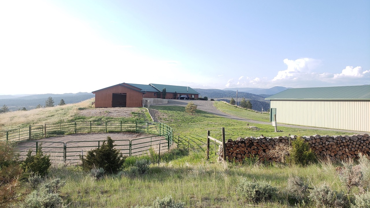 Photo of Others in Helena