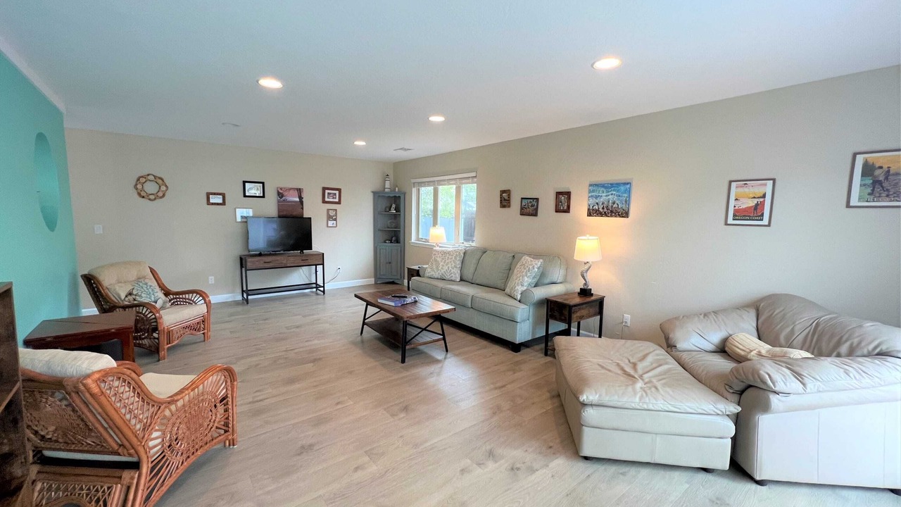 Photo of Livingroom in Brookings
