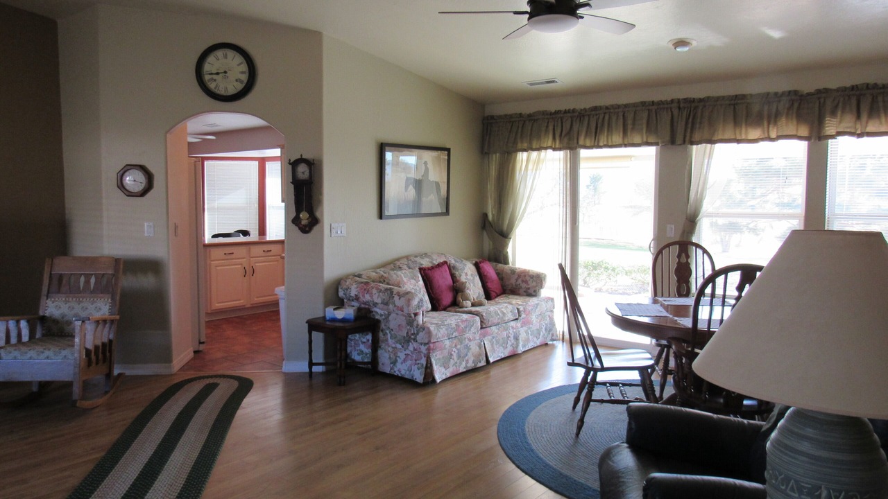 Photo of Livingroom in Prescott Country Club