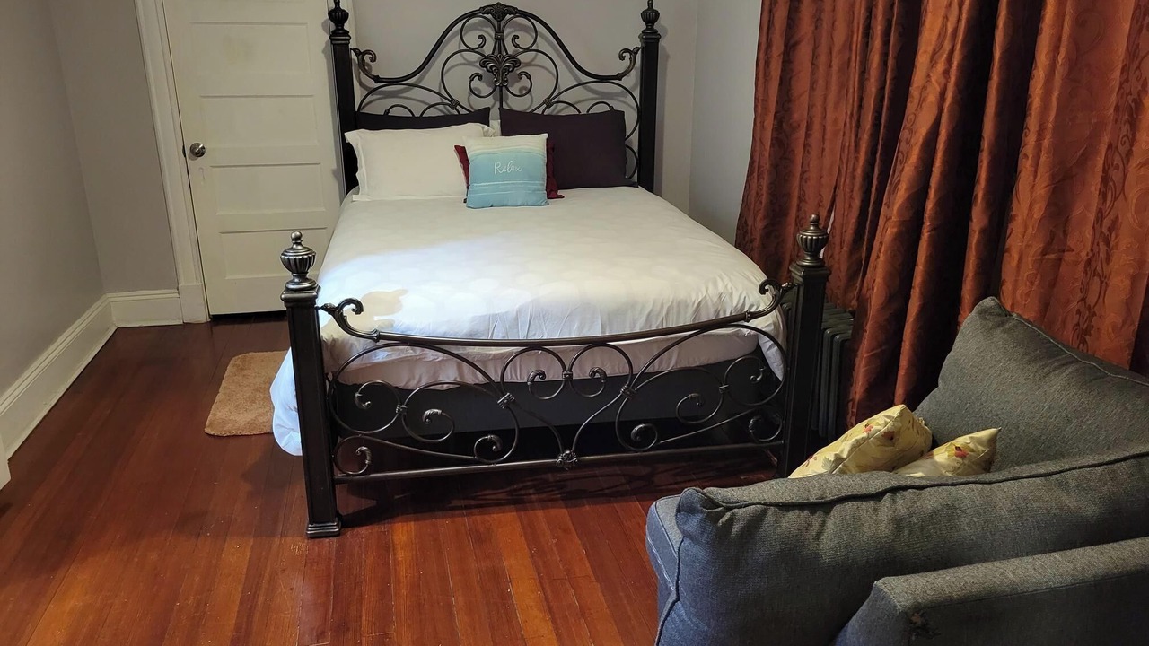 Photo of Bedroom in Springfield