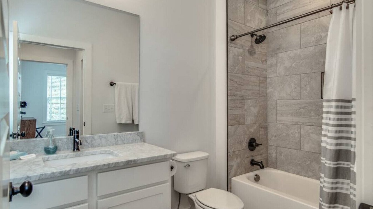Photo of Bathroom in Talbot's Corner