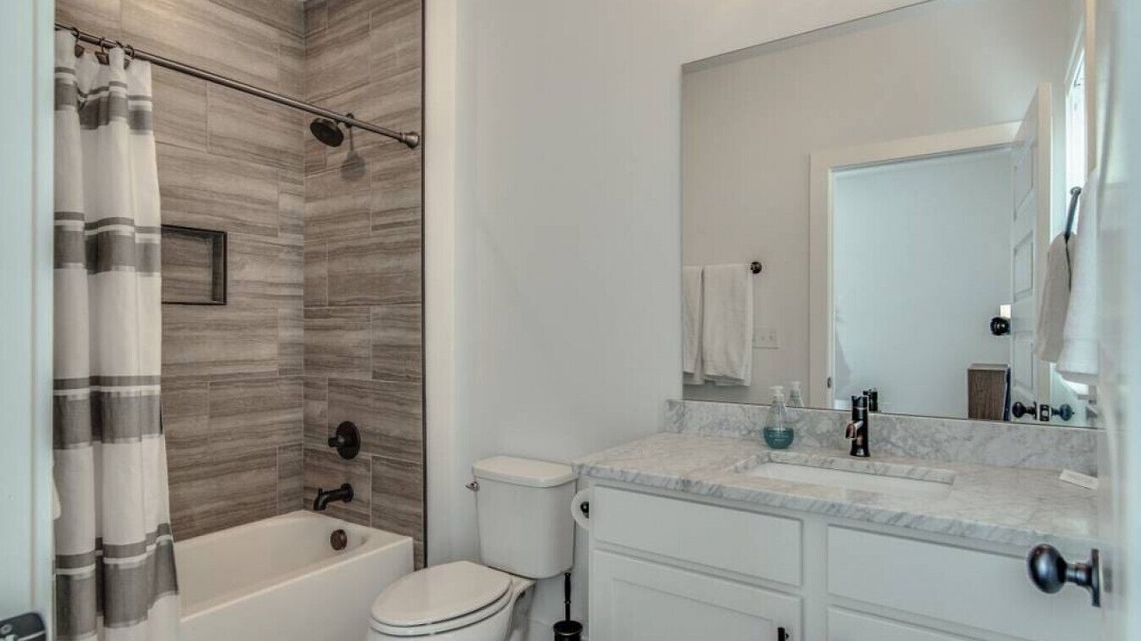 Photo of Bathroom in Talbot's Corner